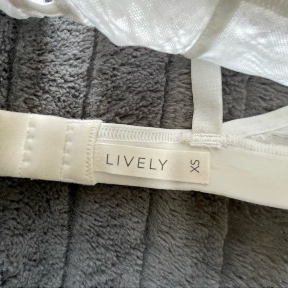 Bralette NWT - Picture 5 of 6